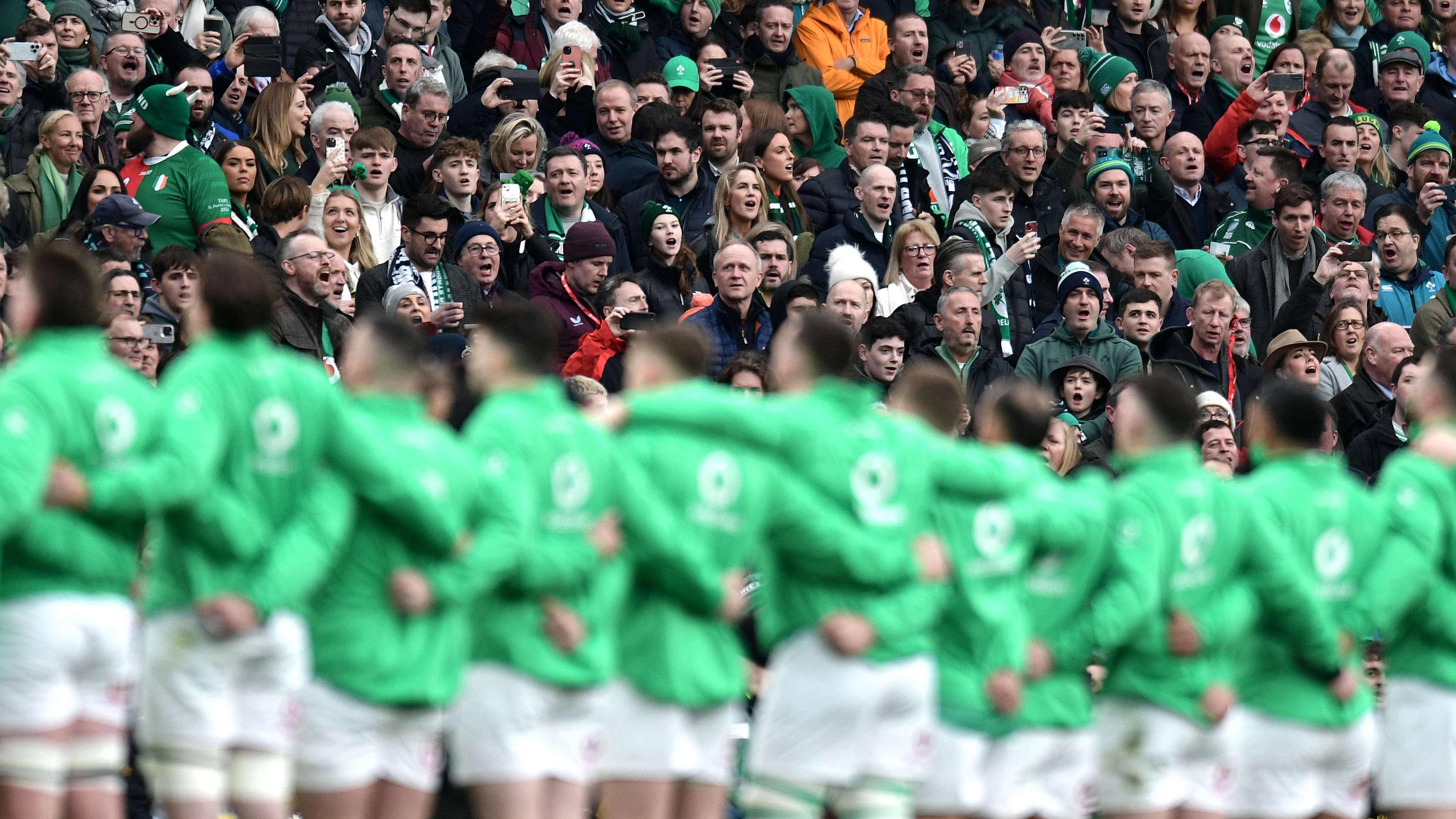 球员表现与 球员表现与