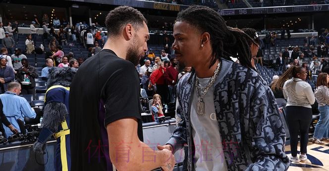 曝雄鹿致力于围绕字母哥提升阵容 目前正关注莫兰特和拉文