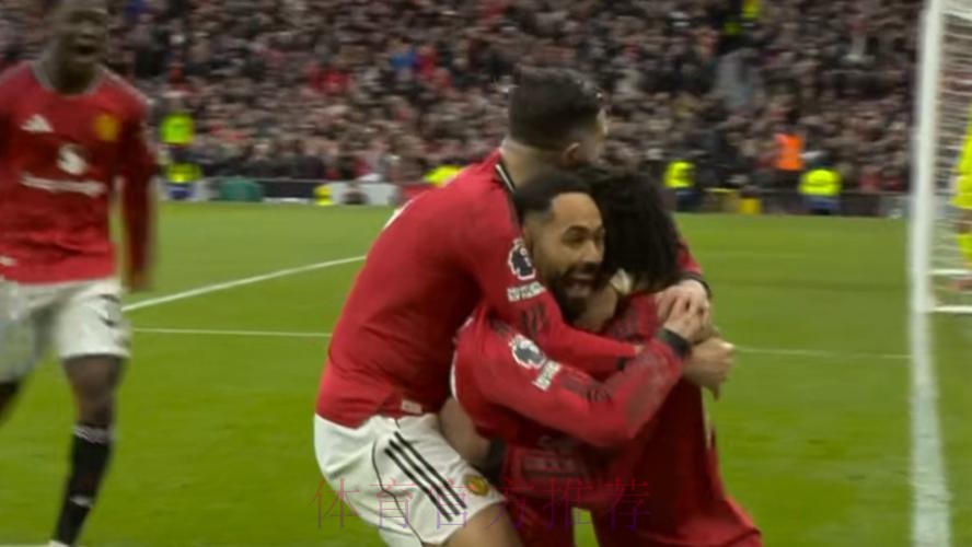 库尼亚倒三角传中 多尔古抢射破门 库尼亚倒三角传中 多尔古抢射破门